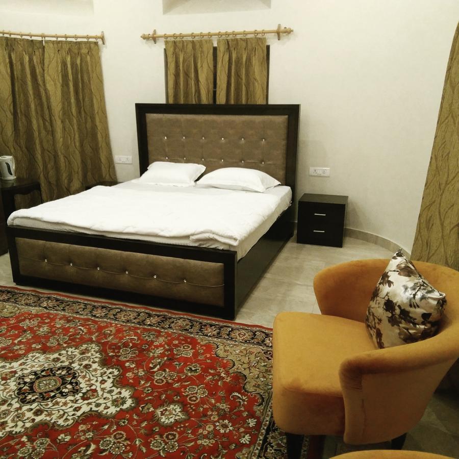 Heritage Homestay Jammu Esterno foto